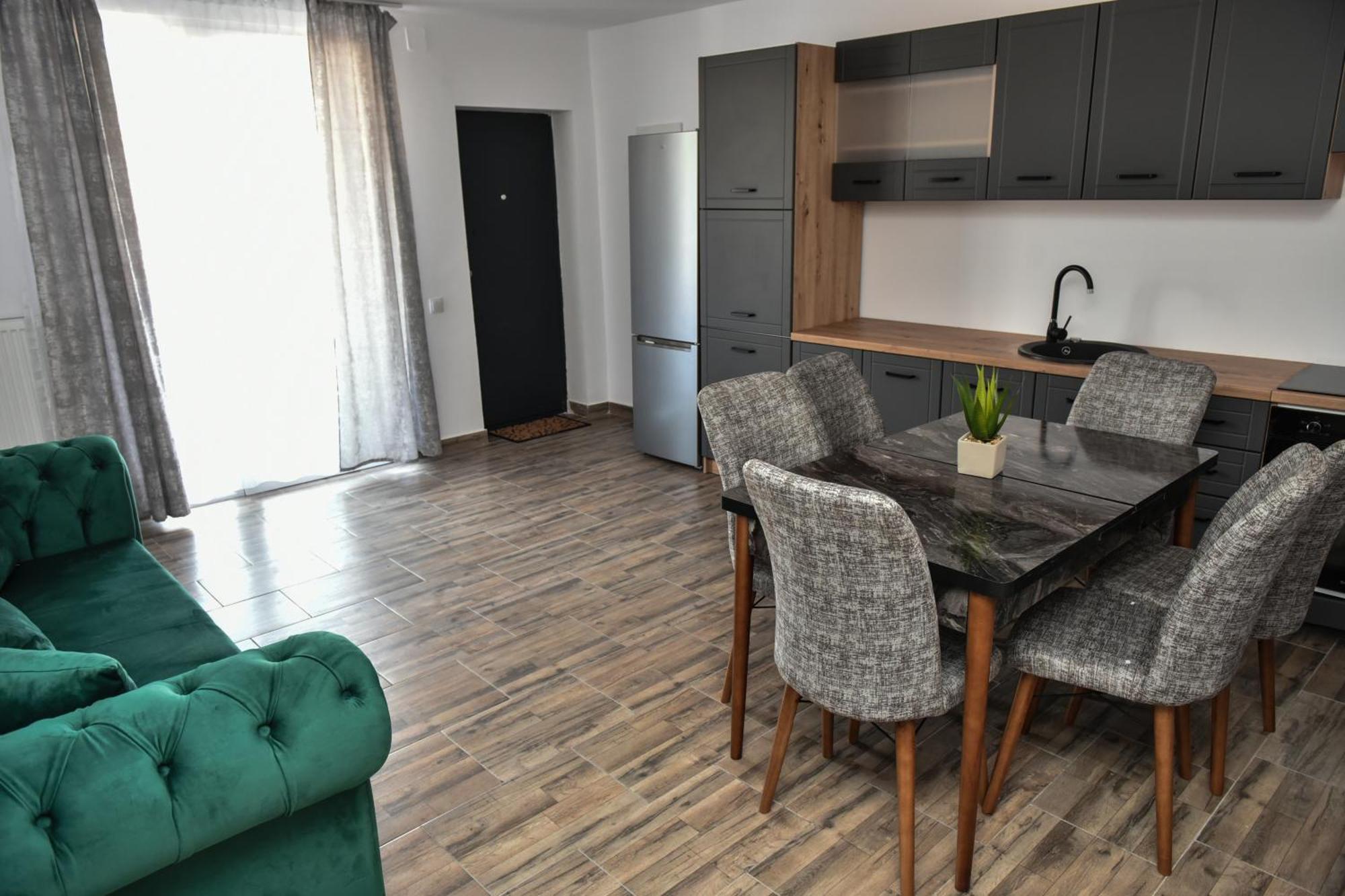 Apartament'S Moise Турда Екстериор снимка