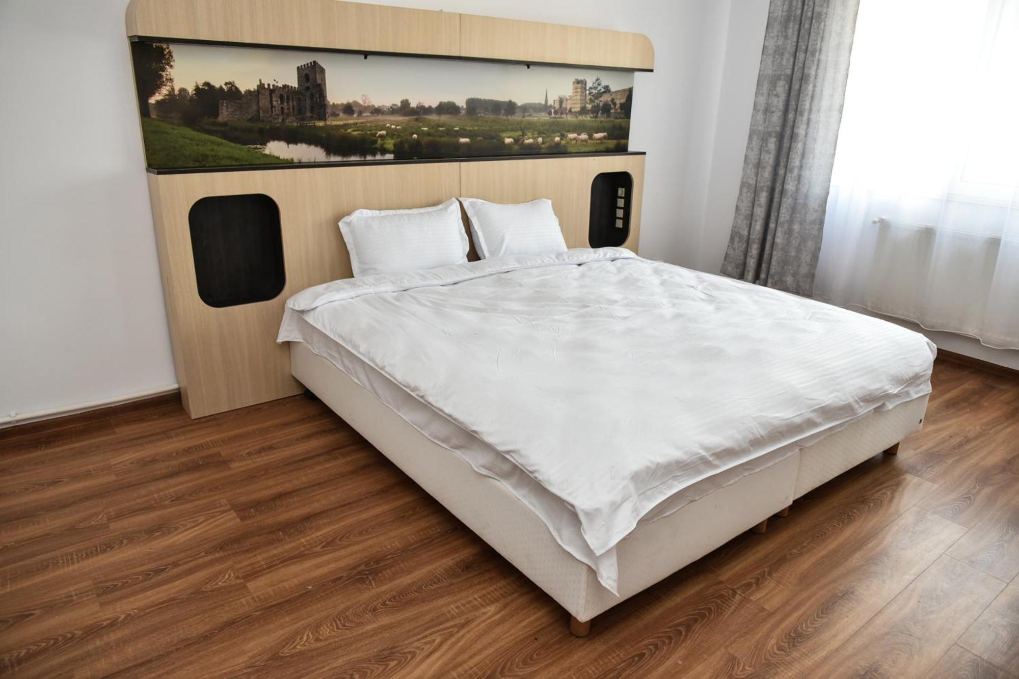 Apartament'S Moise Турда Екстериор снимка