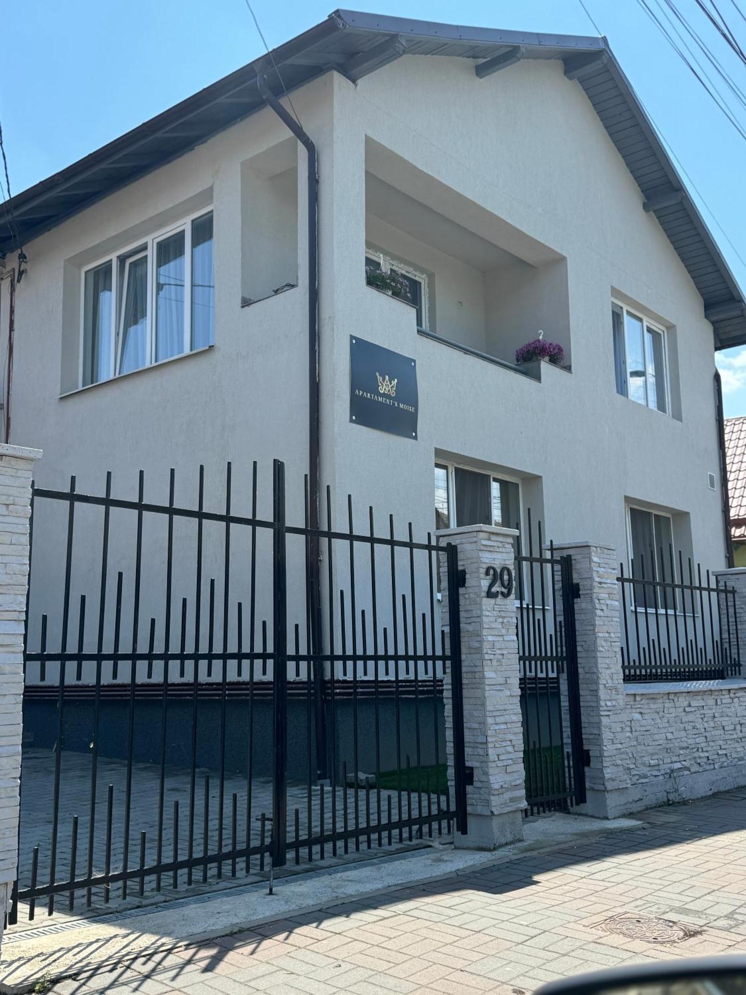Apartament'S Moise Турда Екстериор снимка